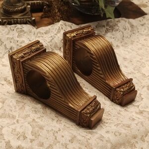 ⚜️ Vintage Style Resin Drapery Rod/Swag Holders - Set Of 2